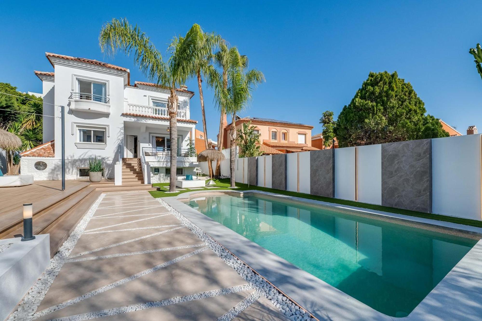 Vacation Marbella I Sunny Camelia Villa Heated Pool, Recently Renovated, Best Residential Neighborhood In Benalmadena, Short Walk To The Beach, Cinema Room Benalmádena Exterior foto